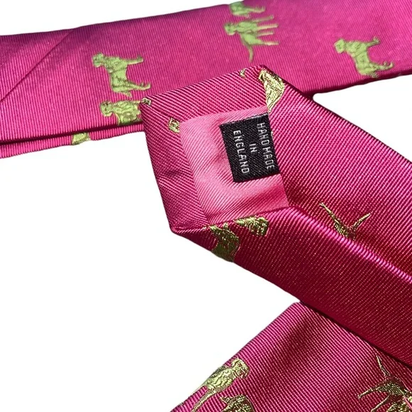 Ben Silver Charleston Silk Woven Lab Motif Tie in Magenta